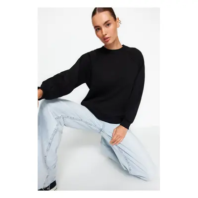 Trendyol Black Relaxed Basic Raglan Sleeve Crew Neck Knitted Sweatshirt