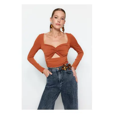 Trendyol Cinnamon Window/Cut Out Detailed Blouse