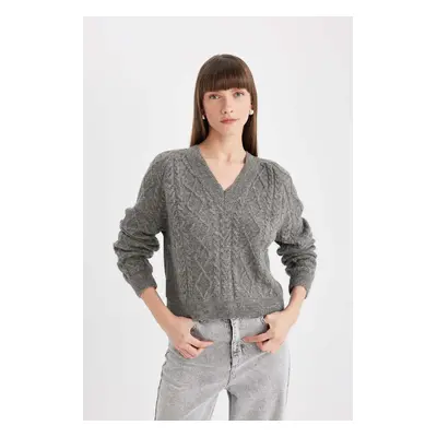 DEFACTO Women's Relax Fit V Neck Hair Knitted Sweater