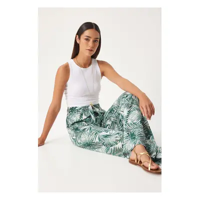 Happiness İstanbul Women's Green Ecru Patterned Loose Viscose Palazzo Trousers