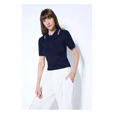 DEFACTO Women's Navy Blue Regular Fit Polo Collar Button Down Basic Plain Short Sleeve Sweater