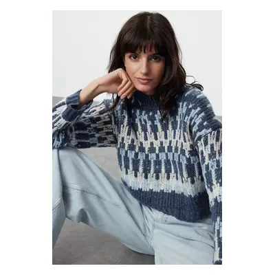 Trendyol Blue Soft Texture Thick Stand Collar Crop Knitwear Sweater