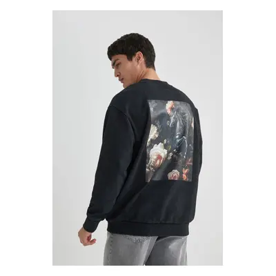 DEFACTO Oversize Fit Crew Neck Printed Sweatshirt