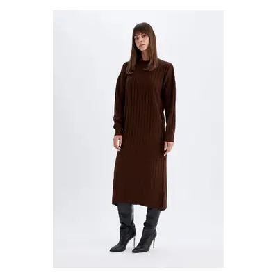 DEFACTO Regular Fit Half Turtleneck Long Sleeve Basic Maxi Dress