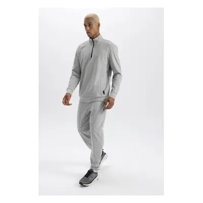 DEFACTO Fit Standard Fit Standard Leg Jogger Sweatpants