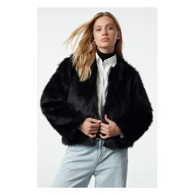 Trendyol Black Oversize Pattern Fur Coat