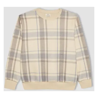 DEFACTO Boy&#39;s Crew Neck Patterned Flannel Sweatshirt