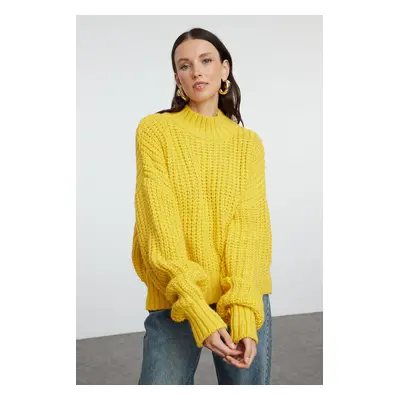 Trendyol Yellow Crop Soft Textured Basic Thick Knit Detailed Knitwear Sweater