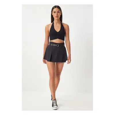 Happiness İstanbul Women's Black Belted Pleated Shorts Skirt