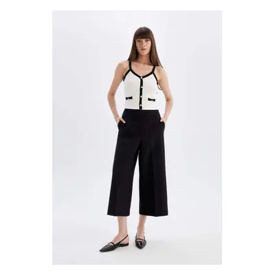 DEFACTO Culotte Chino Normal Waist Wide Leg Culotte Trousers