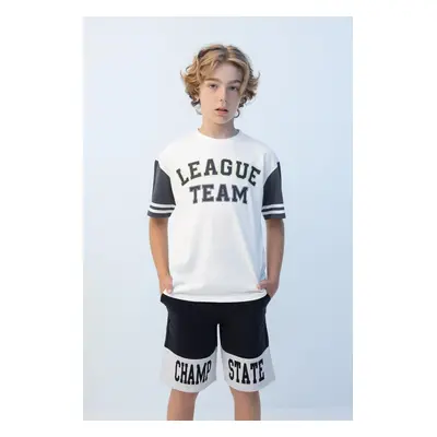 DEFACTO Boy's Oversize Fit Crew Neck Printed Short Sleeve T-Shirt