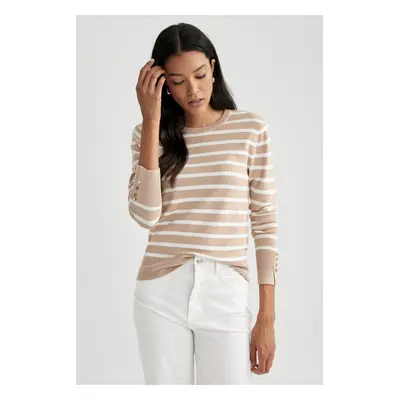 DEFACTO Regular Fit Striped Crew Neck Sweater