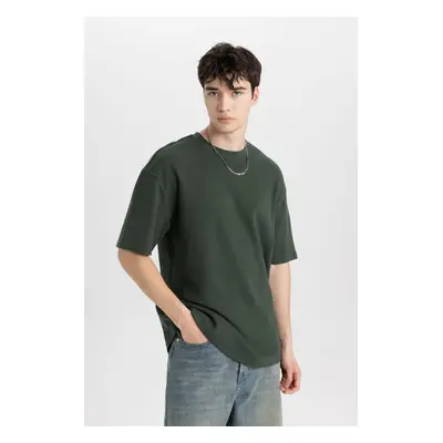 DEFACTO Comfort Regular Fit Relaxed Pattern Crew Neck Short Sleeve Basic T-Shirt