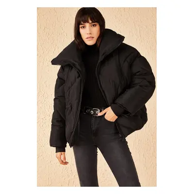 Bianco Lucci Women's Black Oversize Down Coat