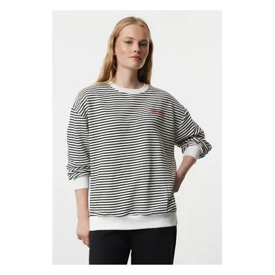 Trendyol Black Striped Slogan Embroidered Oversize/Wide Fit Long Sleeve Knitted Sweatshirt