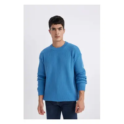 DEFACTO Oversize Fit Crew Neck Thessaloniki Fabric Sweater