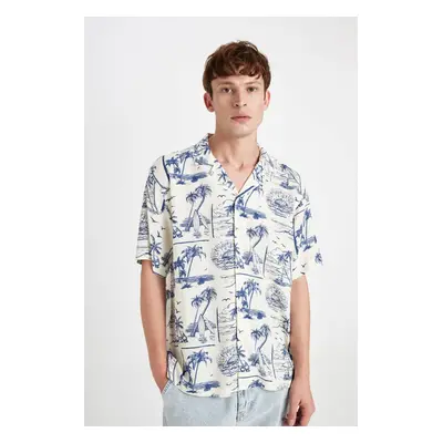 DEFACTO Relax Fit Open Neck Hawaiian Printed Viscose Short Sleeve Shirt