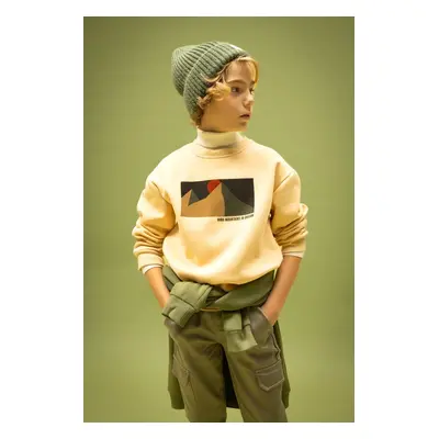 DEFACTO Boy Oversize Fit Crew Neck Printed Thick Sweatshirt