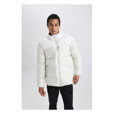 DEFACTO Fit Water Repellent Oversize Fit Puffer Jacket