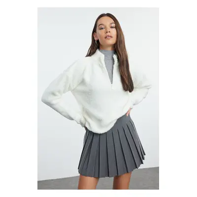 Trendyol Ecru Boucle Yarn Zippered High Collar Knitwear Sweater