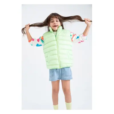 DEFACTO Girl's Stand-up Collar Puffer Vest