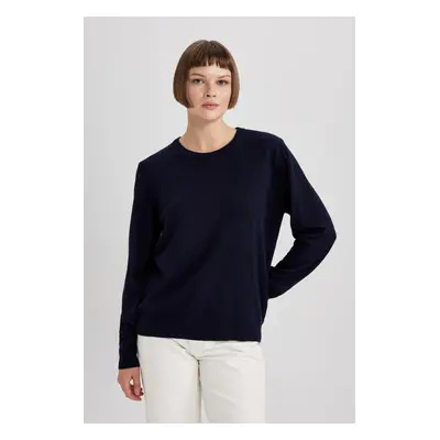 DEFACTO Regular Fit V-Neck Premium Soft Wool Textured Sweater