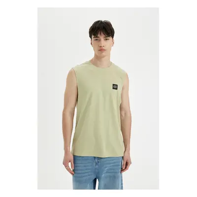 DEFACTO Regular Fit Printed Crew Neck Undershirt