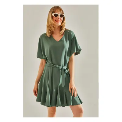 Bianco Lucci Women's Green Ruffle Detailed V-Neck Belted Dress