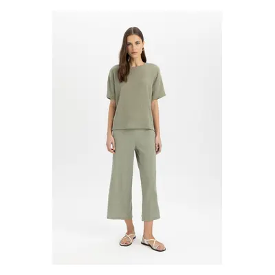 DEFACTO Wide Leg Normal Waist Straight Leg Midi Crepe Trousers