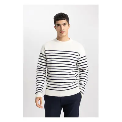 DEFACTO Relax Fit Striped Crew Neck Sweater