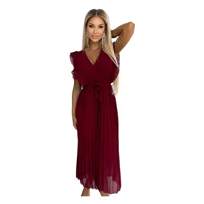 Numoco pleated dress with ruffles, neckline and belt