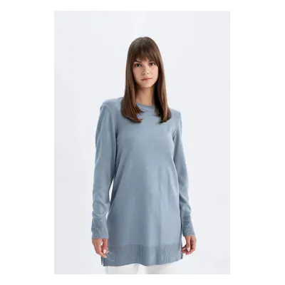 DEFACTO Women's Regular Fit Crew Neck Side Slit Basic Plain Sweater Tunic