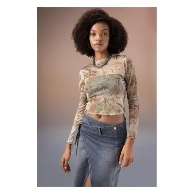 DEFACTO Crop Crew Neck Batik Tulle Long Sleeve T-Shirt