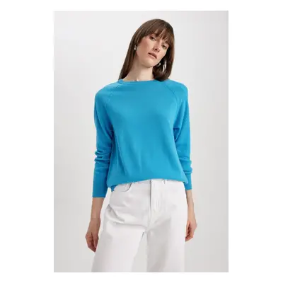 DEFACTO Regular Fit Crew Neck Basic Sweater