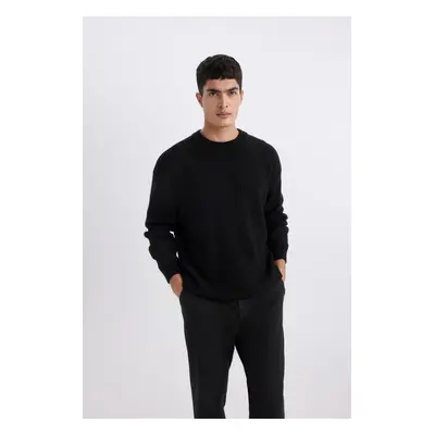 DEFACTO Oversize Fit Crew Neck Thessaloniki Fabric Sweater