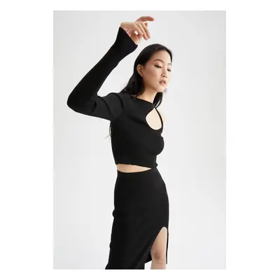 DEFACTO Fitted One Sleeve Low-cut Crop Sweater