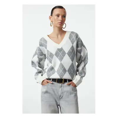 Trendyol Ecru Soft Textured Baklava Knitwear Sweater