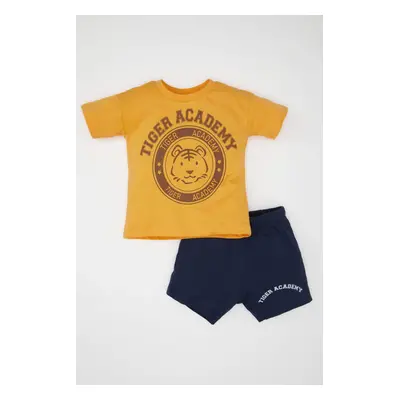 DEFACTO Baby Boy Tiger Printed Short Sleeve T-Shirt Shorts 2-Piece Set