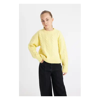 DEFACTO Girl's Crew Neck Hair Knitted Sweater