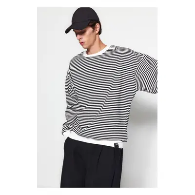 Trendyol Black Oversize/Wide Cut Striped Fleece Inside/Warm Sweatshirt