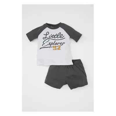 DEFACTO Baby Boy Printed Short Sleeve T-Shirt Shorts 2-Piece Set