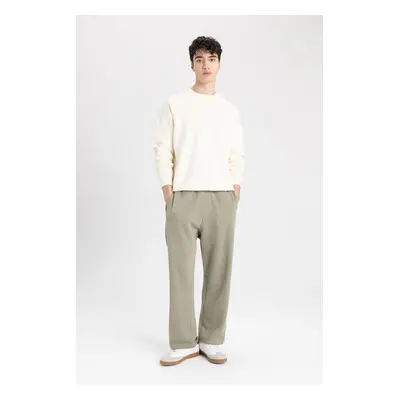 DEFACTO Oversize Fit Pocket Straight Leg Sweatpants