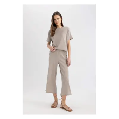 DEFACTO Wide Leg Normal Waist Straight Leg Midi Crepe Trousers