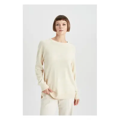 DEFACTO Relax Fit Crew Neck Basic Sweater