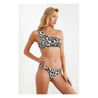 Trendyol Leopard mintás gyűrűs kiegészítő normál derék bikini alsó