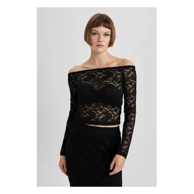 DEFACTO Slim Fit Off Shoulder Long Sleeve Lace T-Shirt