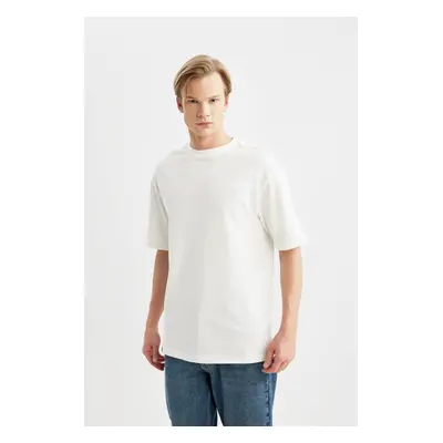 DEFACTO Comfort Fit Crew Neck Printed Short Sleeve T-Shirt