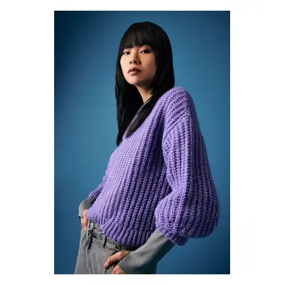 DEFACTO Cool Oversize Fit Crew Neck Sweater