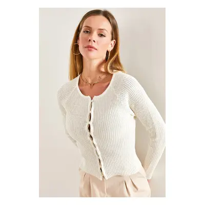 Bianco Lucci Women's Buttoned Knitwear Seasonal Cardigan