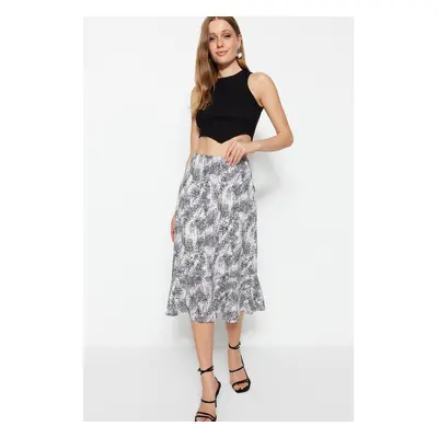 Trendyol Knitted Black Midi Skirt With Ruffles and Animal Patterns